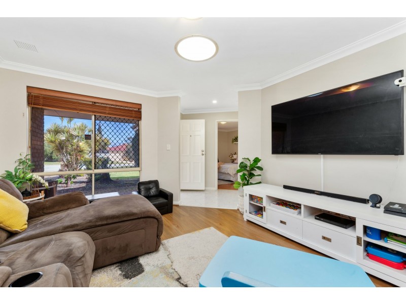 4 Itea Place, South Lake WA 6164