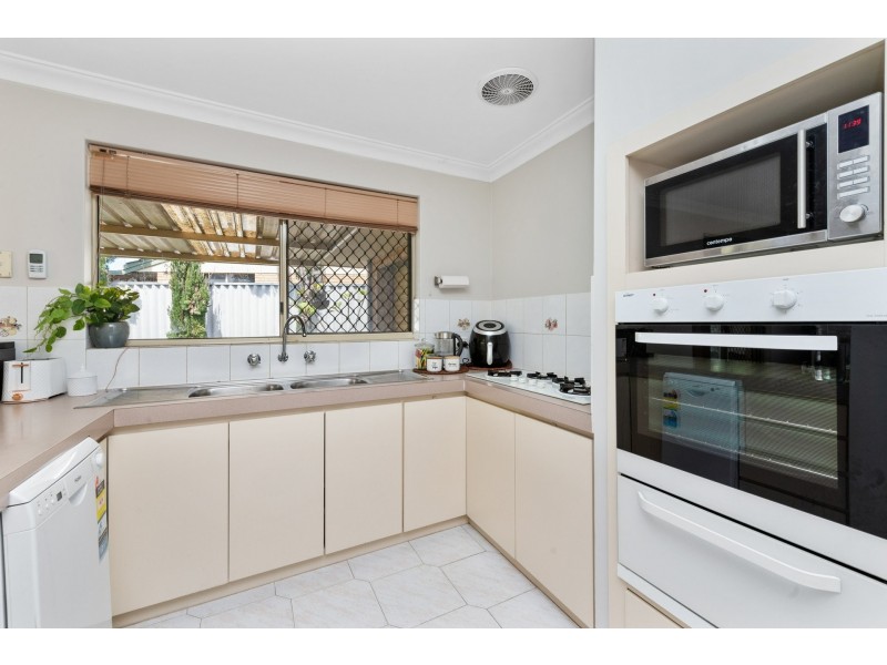 4 Itea Place, South Lake WA 6164