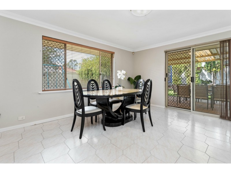 4 Itea Place, South Lake WA 6164