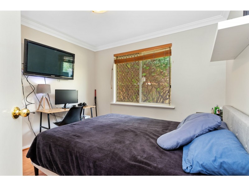 4 Itea Place, South Lake WA 6164