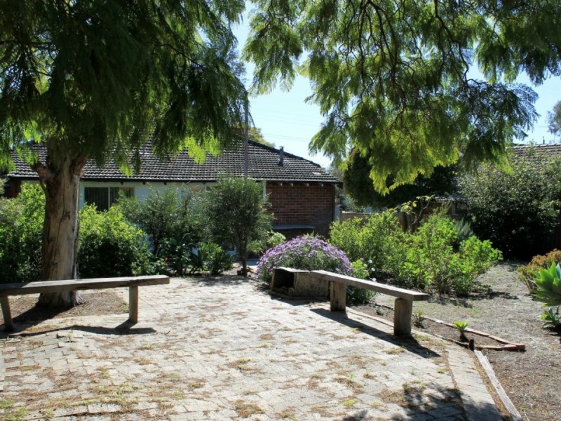 21 Bone Street, St James WA 6102