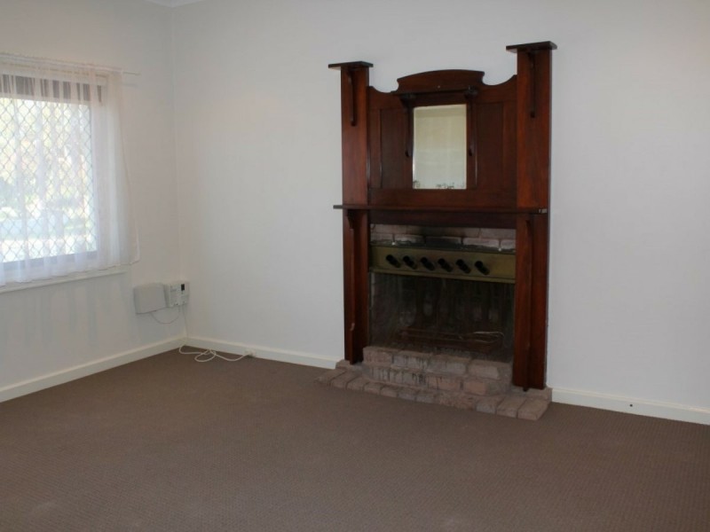 21 Bone Street, St James WA 6102