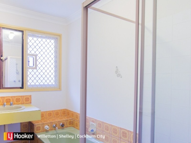 18 Koel Way, Thornlie WA 6108