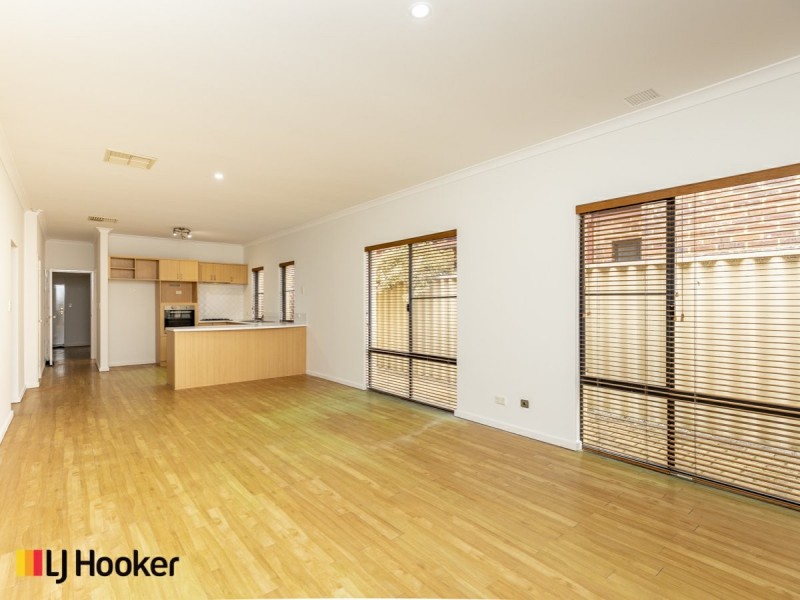 Unit 1/12 Pepler Avenue, Salter Point WA 6152