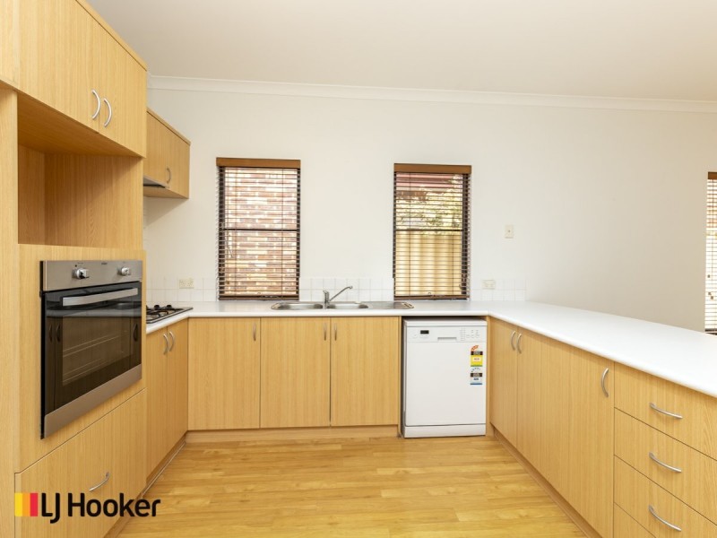Unit 1/12 Pepler Avenue, Salter Point WA 6152