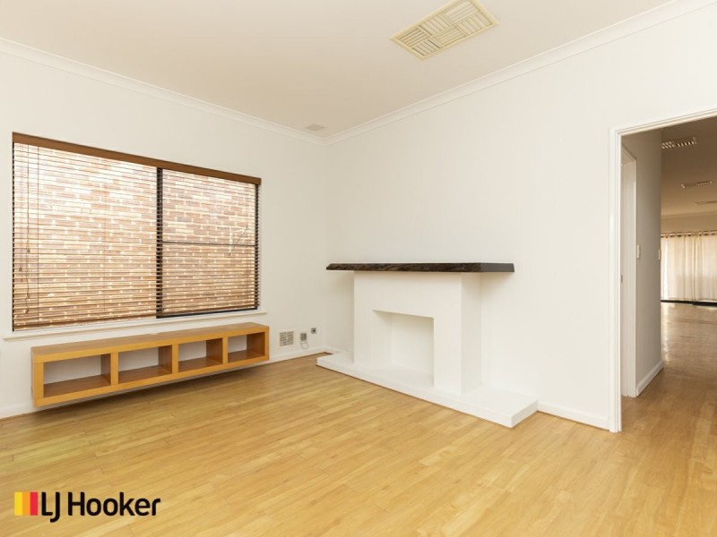 Unit 1/12 Pepler Avenue, Salter Point WA 6152