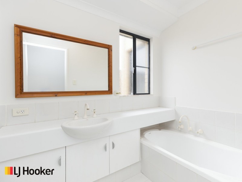 Unit 1/12 Pepler Avenue, Salter Point WA 6152