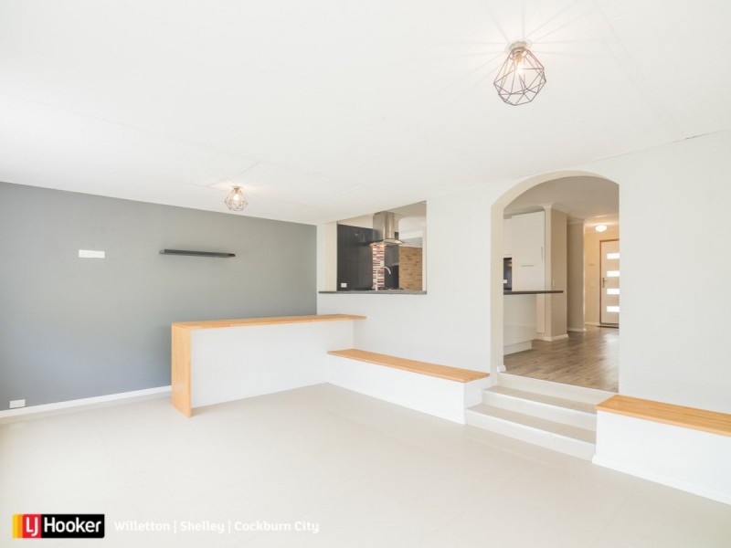 26 South Lake Drive, South Lake WA 6164