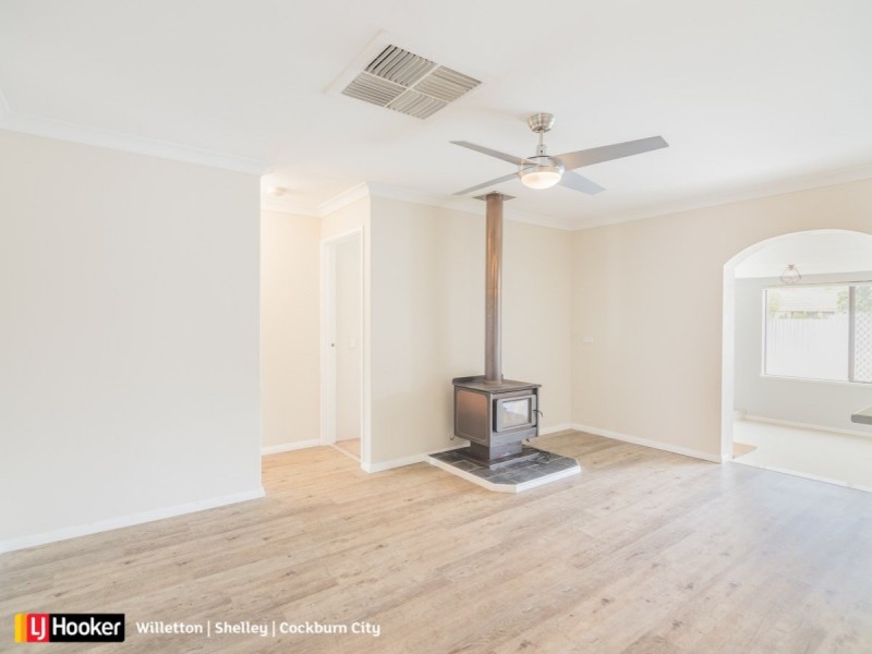 26 South Lake Drive, South Lake WA 6164