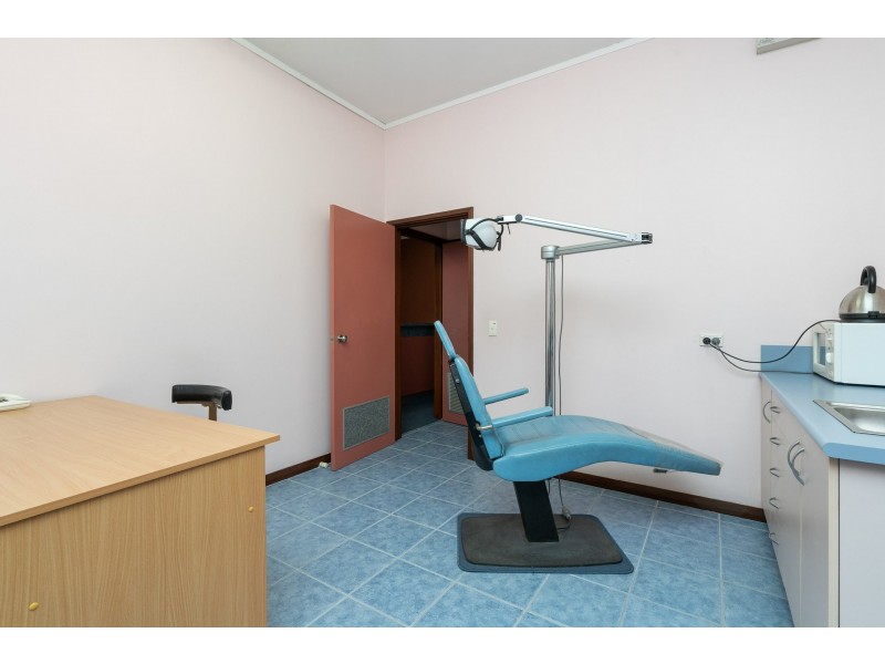 4/1 Wheatley Street, Gosnells WA 6110