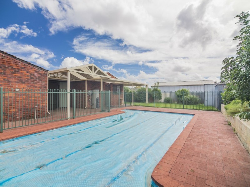 14 Damepattie Drive, Willetton WA 6155
