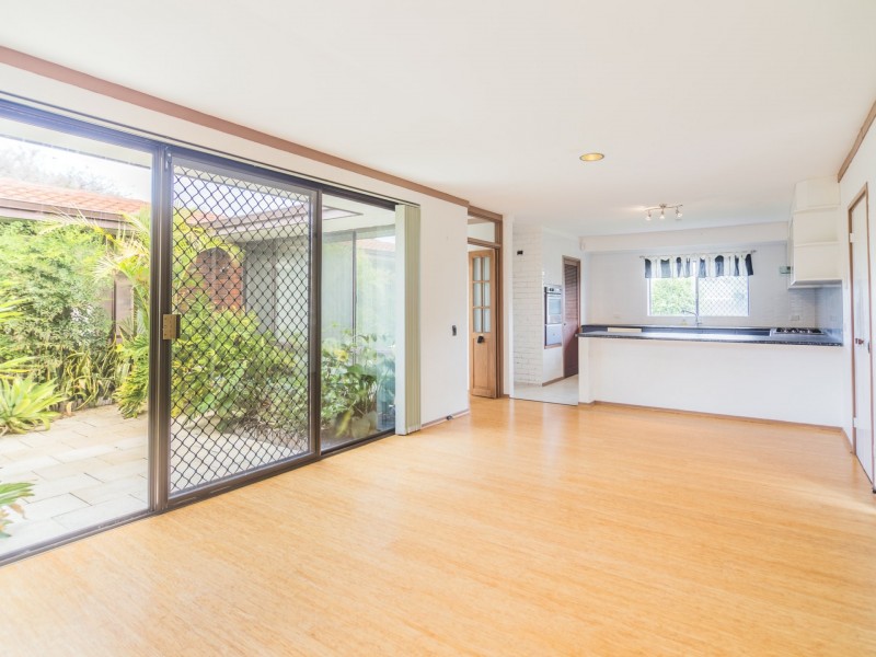 14 Damepattie Drive, Willetton WA 6155