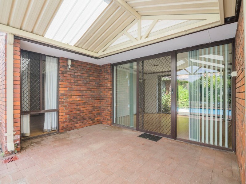 14 Damepattie Drive, Willetton WA 6155