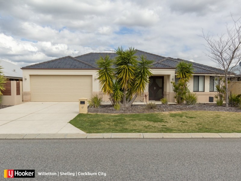 17 Halcyon Way, Atwell WA 6164