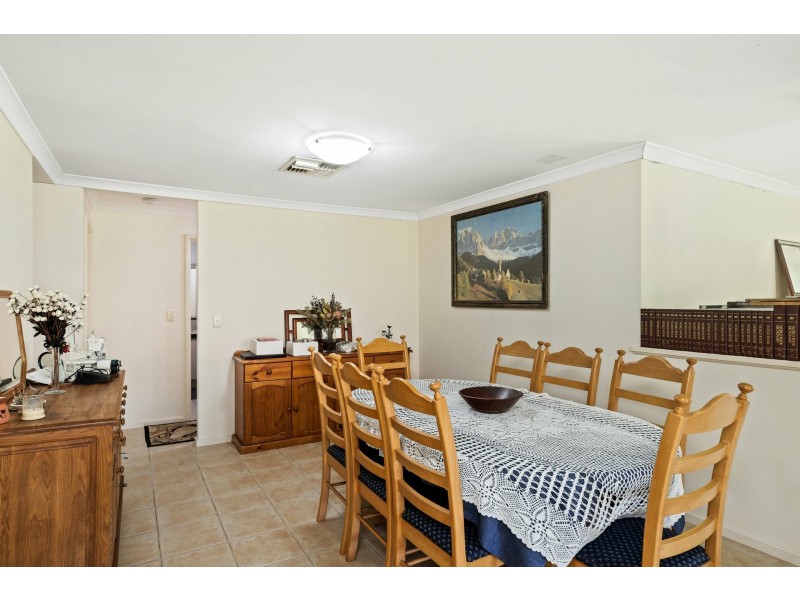 30 Excelsior Drive, Canning Vale WA 6155