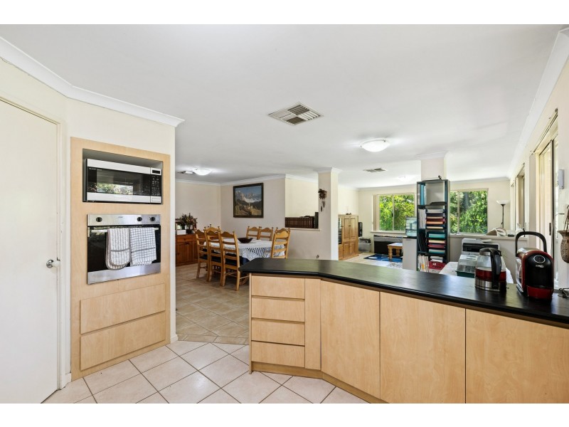 30 Excelsior Drive, Canning Vale WA 6155