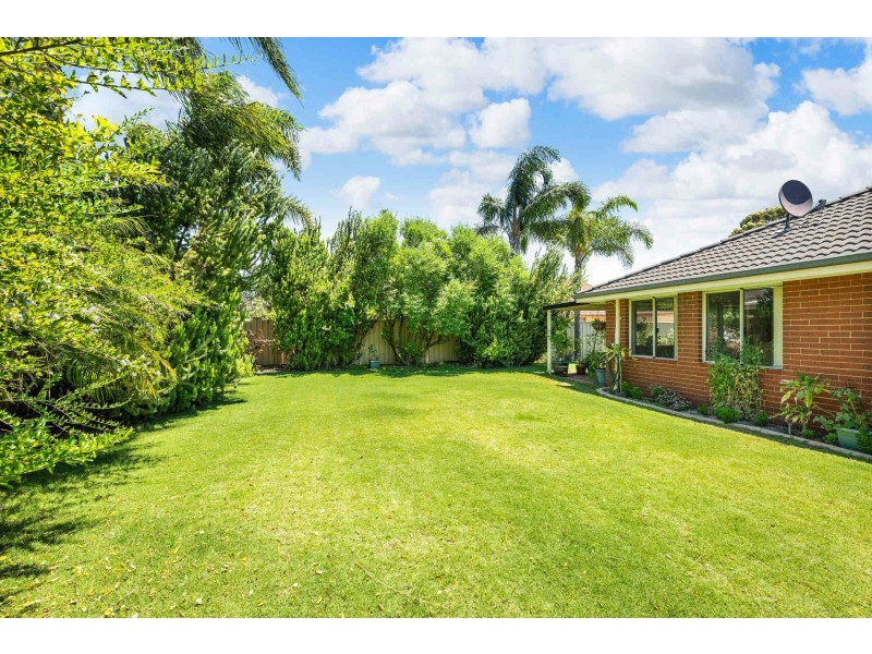 30 Excelsior Drive, Canning Vale WA 6155