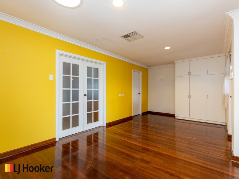 173 Corinthian Road East, Riverton WA 6148