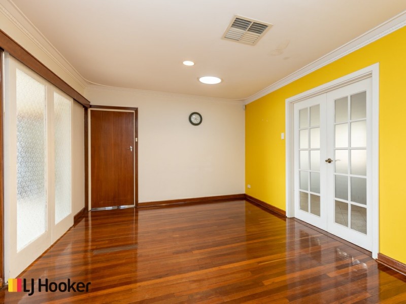 173 Corinthian Road East, Riverton WA 6148