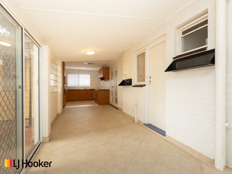 173 Corinthian Road East, Riverton WA 6148