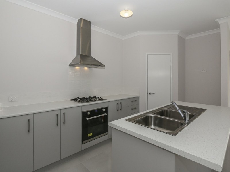 92B Phoenix Road, Hamilton Hill WA 6163