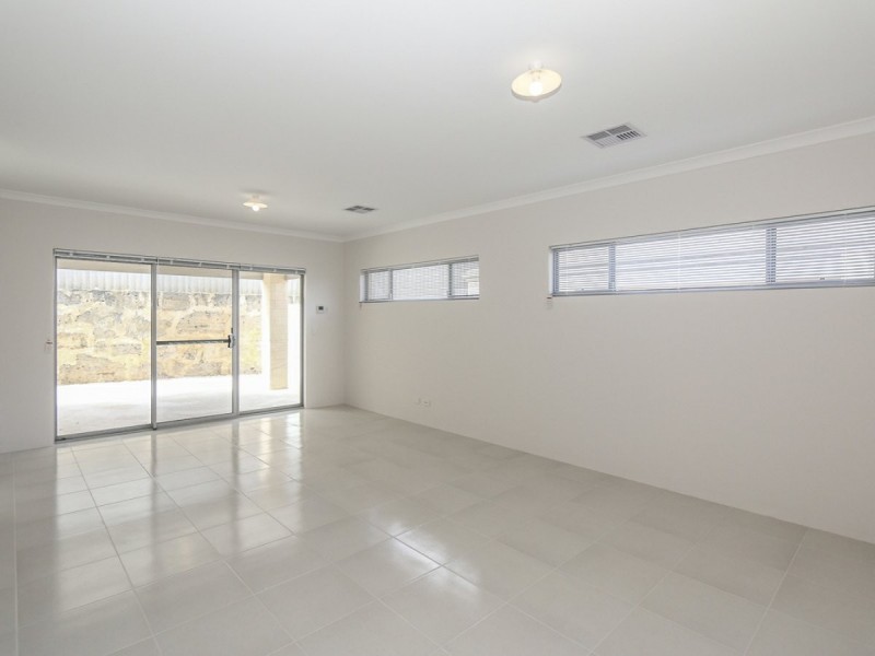 92B Phoenix Road, Hamilton Hill WA 6163