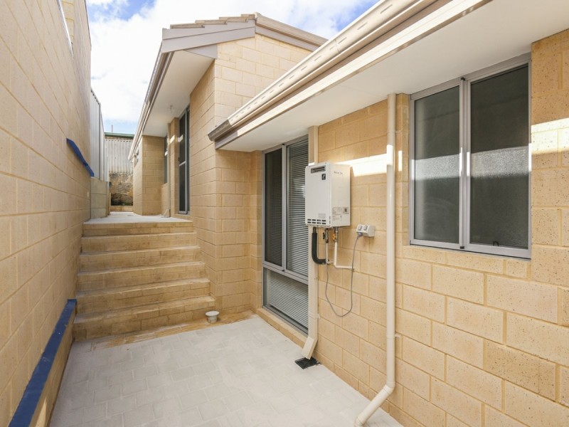 92B Phoenix Road, Hamilton Hill WA 6163