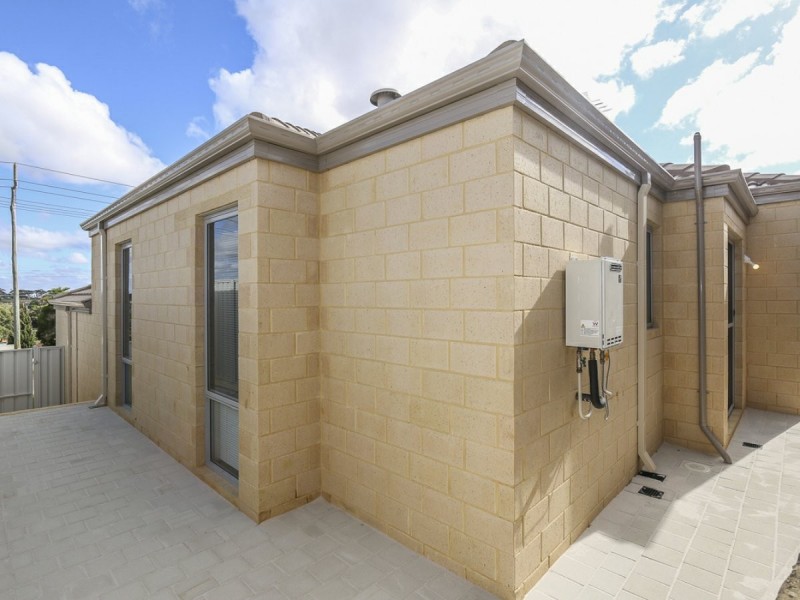 92C Phoenix Road, Hamilton Hill WA 6163