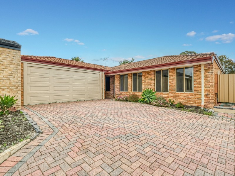 2/61 Wilfred Road, Thornlie WA 6108