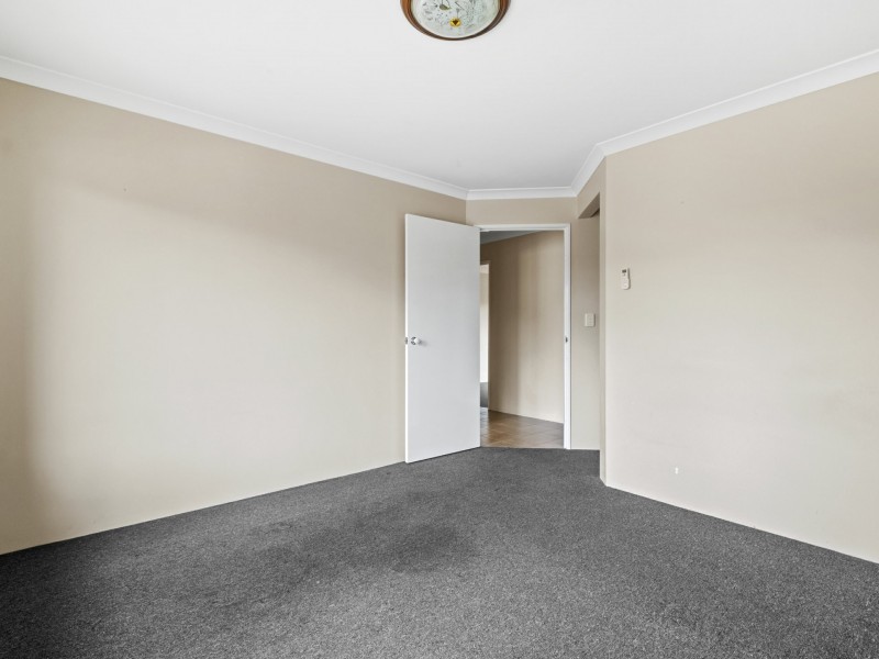 2/61 Wilfred Road, Thornlie WA 6108