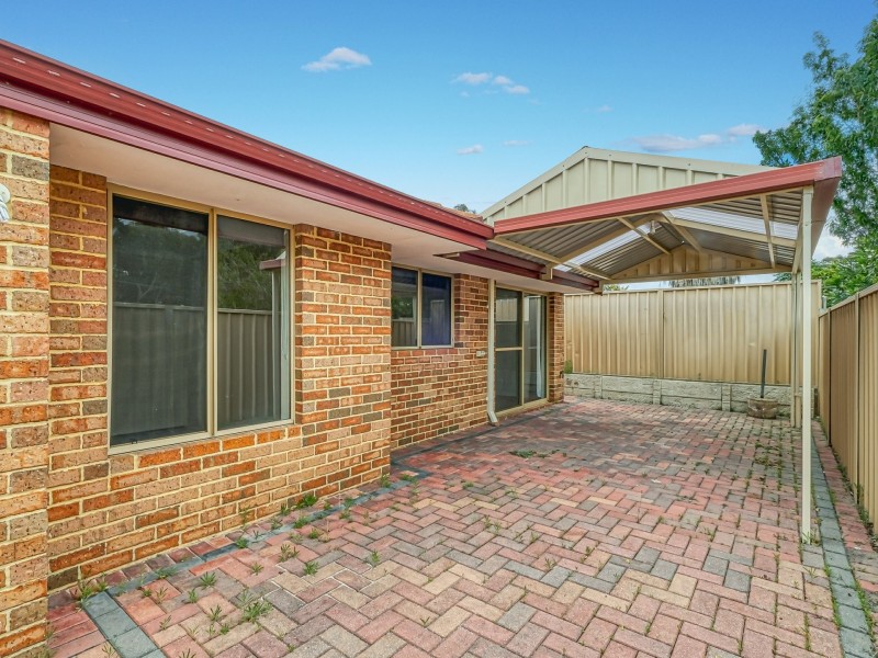 2/61 Wilfred Road, Thornlie WA 6108