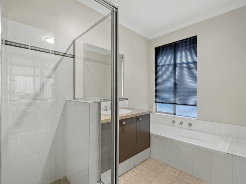 2/132 Gerard Street, East Cannington WA 6107