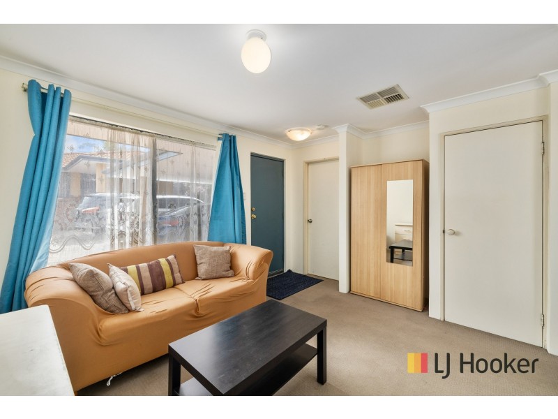 8/24 Farnham Street, Bentley WA 6102
