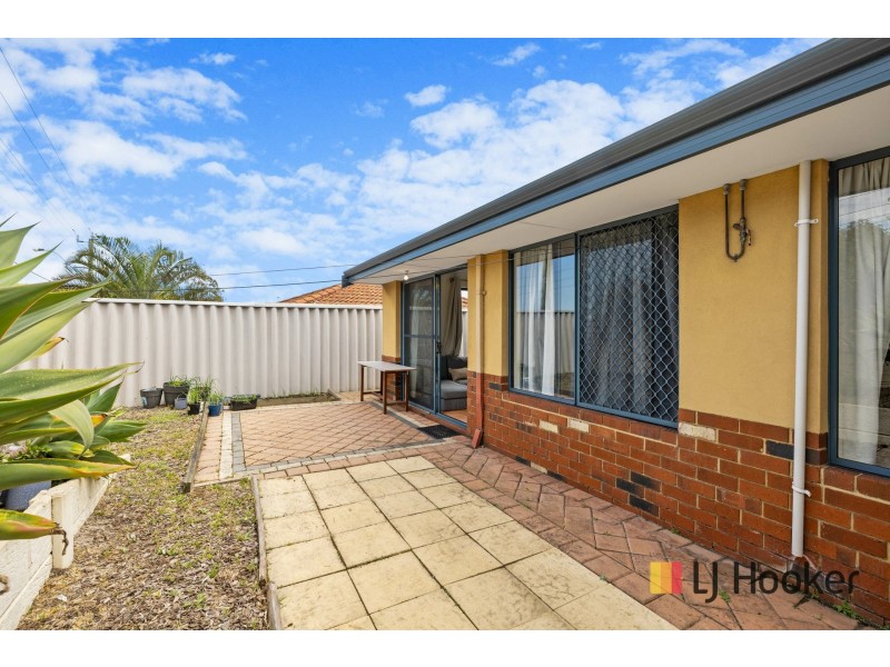 8/24 Farnham Street, Bentley WA 6102