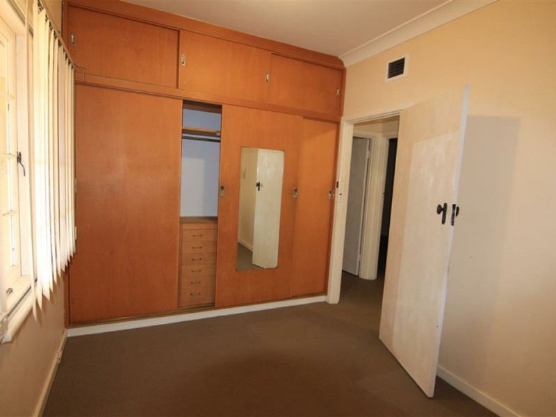 34 Pether Road, Manning WA 6152