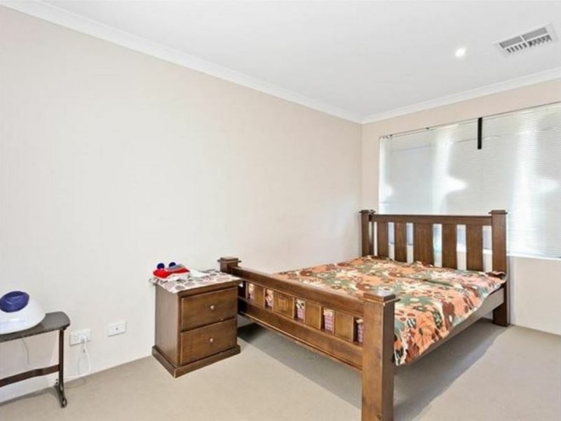 1/7 Gild Street, Cloverdale WA 6105