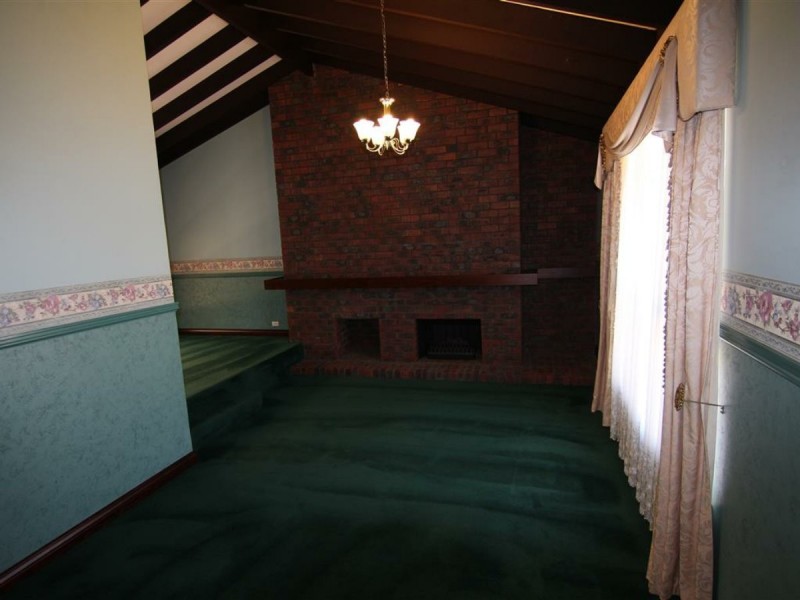 37 Matthew Avenue, Leeming WA 6149