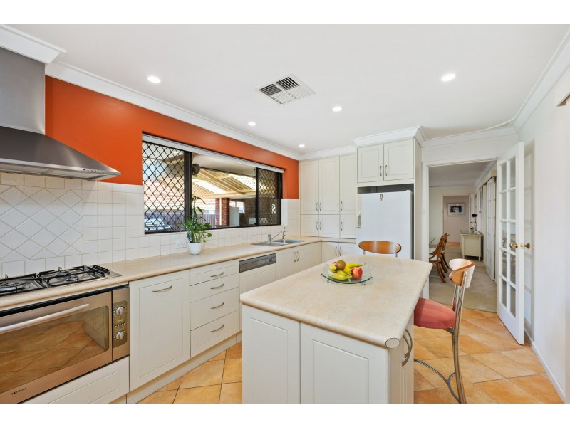 7 Vigors Avenue, Bull Creek WA 6149