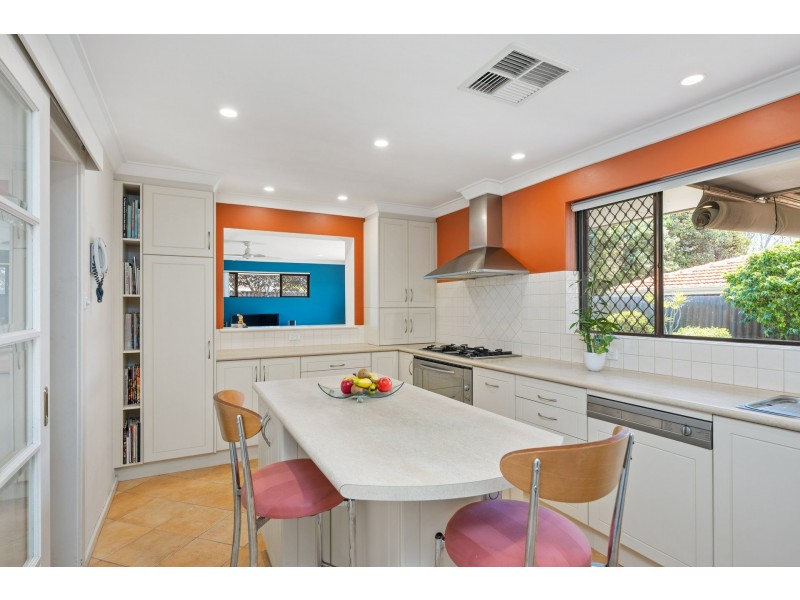 7 Vigors Avenue, Bull Creek WA 6149