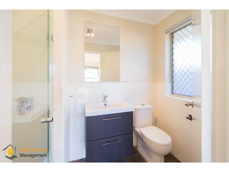 21 Madura Close, Ballajura WA 6066