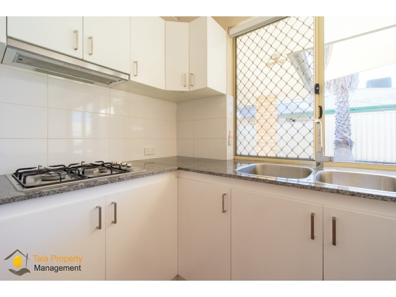 21 Madura Close, Ballajura WA 6066