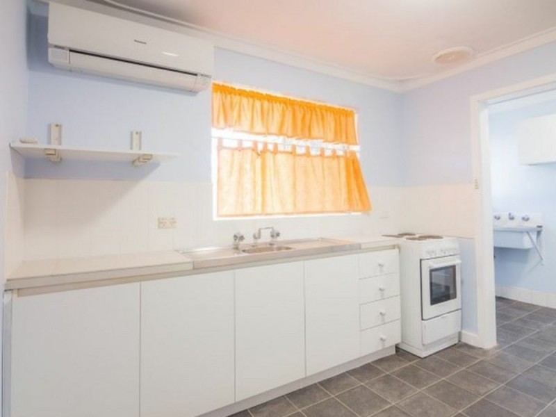 156 Cammillo Road, Kelmscott WA 6111