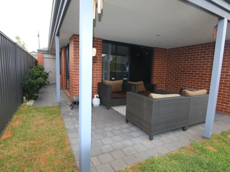 17 Sebago Street, Wellard WA 6170
