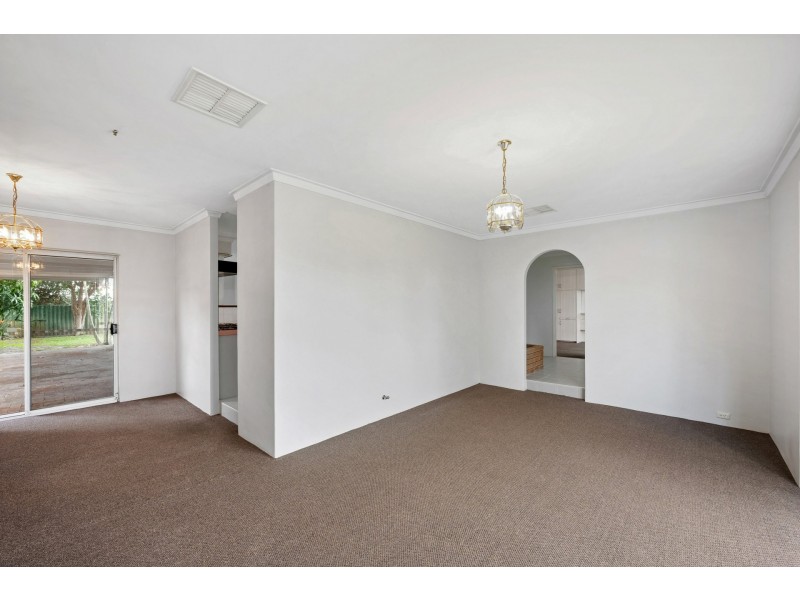 13 Cavendish Way, Parkwood WA 6147