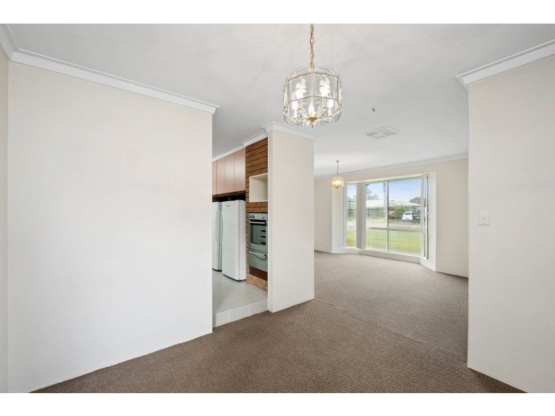 13 Cavendish Way, Parkwood WA 6147