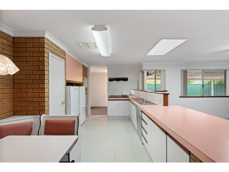 13 Cavendish Way, Parkwood WA 6147