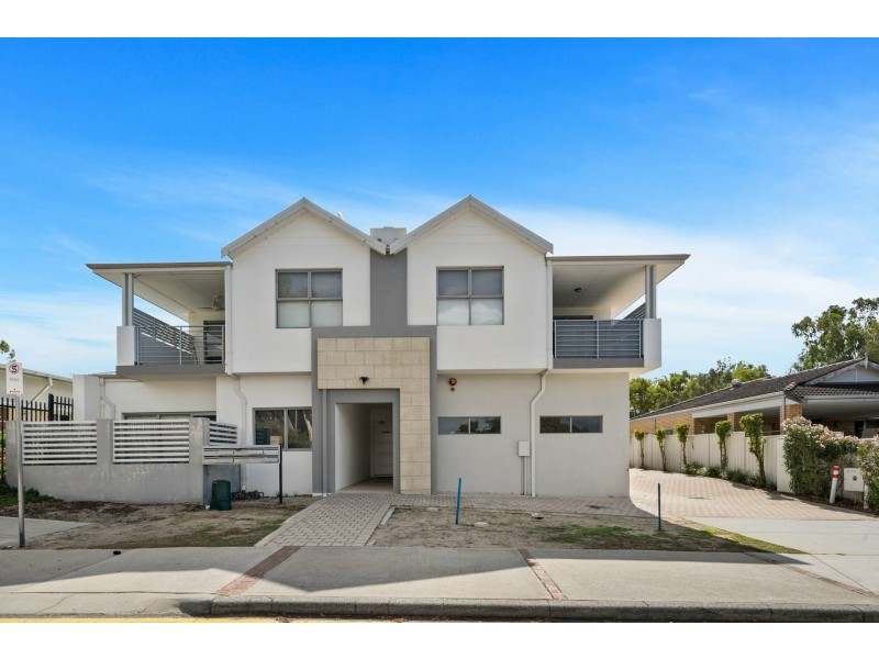 3/15 Debenham Street, Thornlie WA 6108