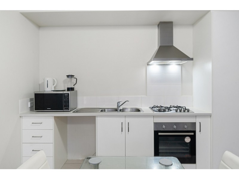 3/15 Debenham Street, Thornlie WA 6108