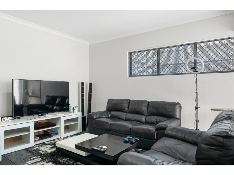 3/15 Debenham Street, Thornlie WA 6108
