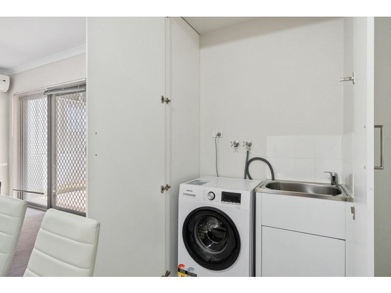 3/15 Debenham Street, Thornlie WA 6108